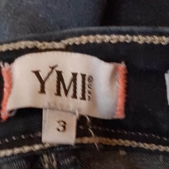 **New/Never Worn**YMI Soft Strerch Ankle Jeans - Picture 5 of 5